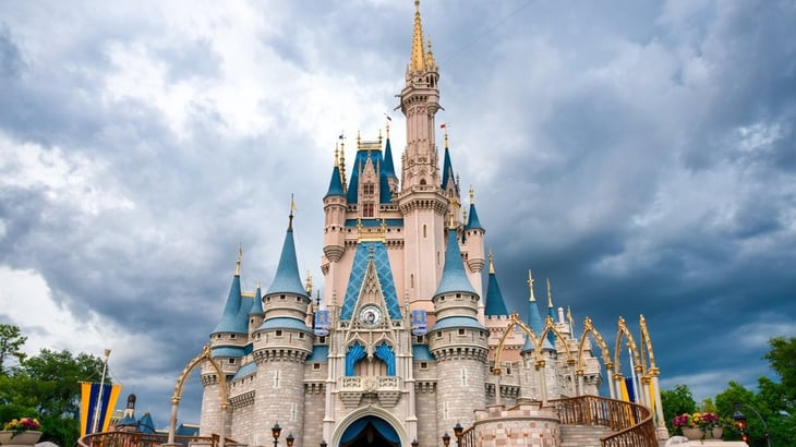 Senado de Florida aprueba proyecto de ley para acabar con el autogobierno de Disney