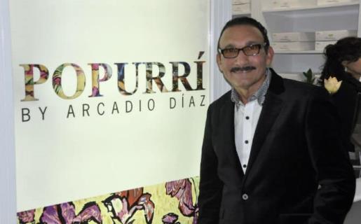 Fallece el diseñador de moda dominicano Arcadio Díaz, 'rey de las guayaberas'