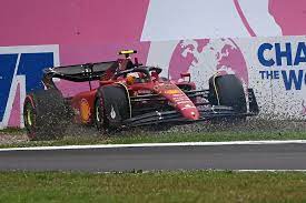 Sainz se retira en Imola tras accidentarse en la primera vuelta