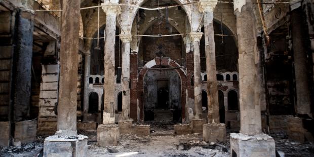 Ordenan liberar 9 coptos detenidos por querer reconstruir iglesia en Egipto