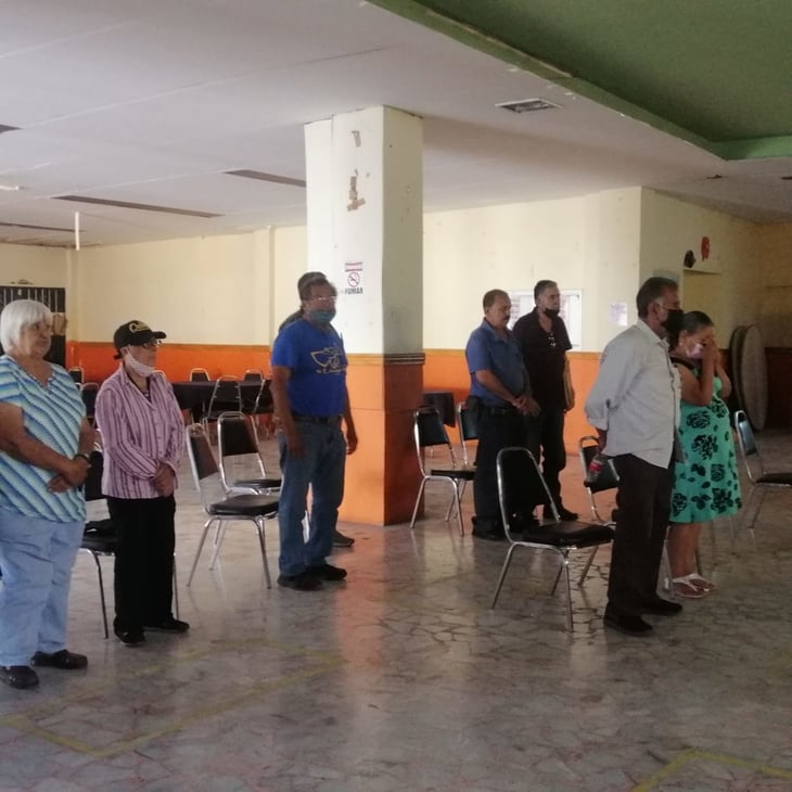 Pensionados de Monclova celebran asamblea 'tranquila'