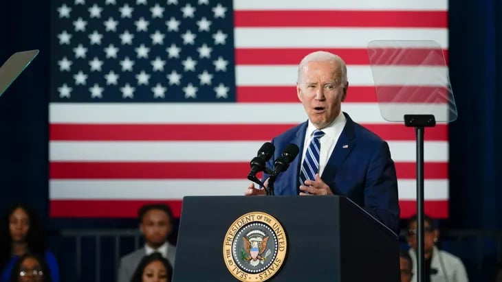 Biden confirma liberación de estadounidense detenido en Rusia desde 2019