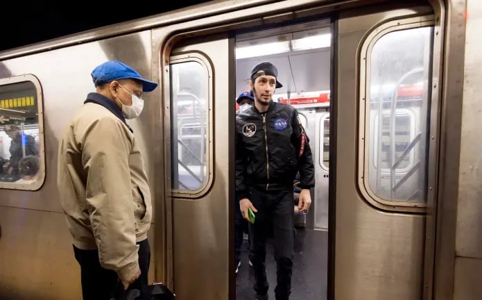 Dos personas mueren atropelladas por un vagón de metro en Nueva York