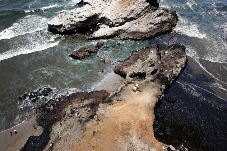 ONG denuncia nuevo derrame de petróleo en el mar del norte de Perú