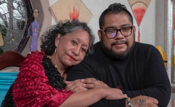 Pide pintora justicia para su hijo asesinado en Oaxaca