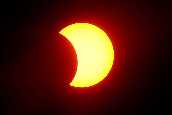 fecha, hora, dónde y cómo ver el eclipse solar en México