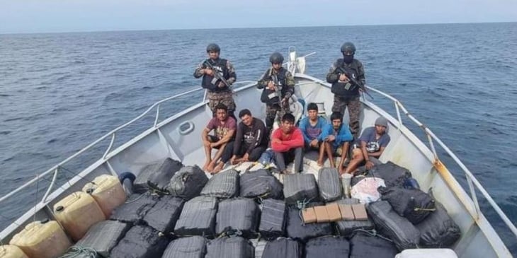 Incautan en El Salvador 800 kilos de droga y detienen a 6 mexicanos