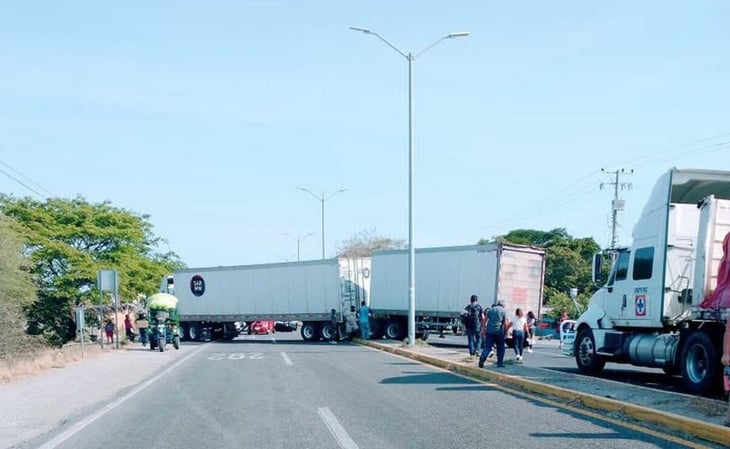 Tras bloqueo en el Istmo de Oaxaca, renuncia agente municipal
