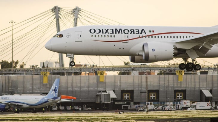 Un avión de Aeroméxico aborta el aterrizaje en Ciudad de México por saturación de la pista