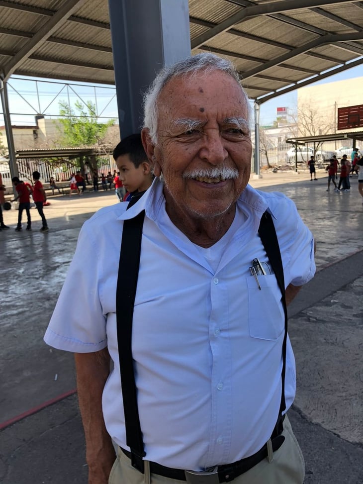 Manuel Sandoval De León docente por más de 60 años 