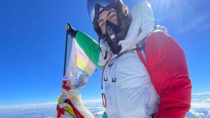  Alpinista mexicano rompió récords mundiales tras conquistar la cima Everest