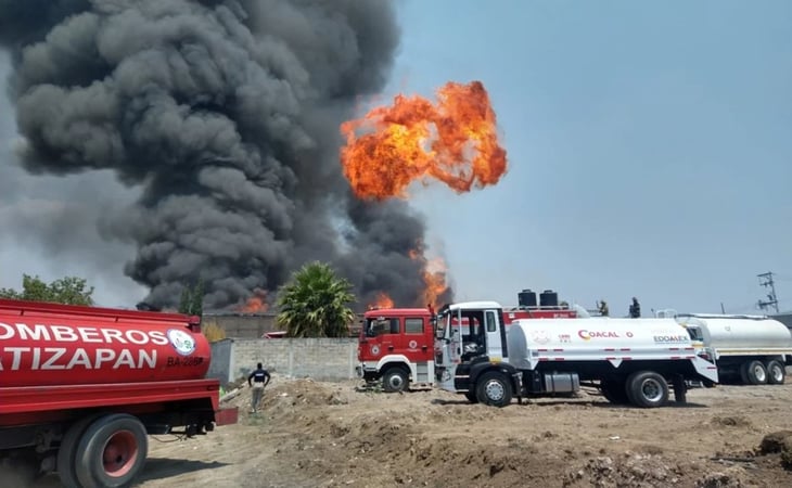 Se incendia fábrica de productos químicos en Coyotepec