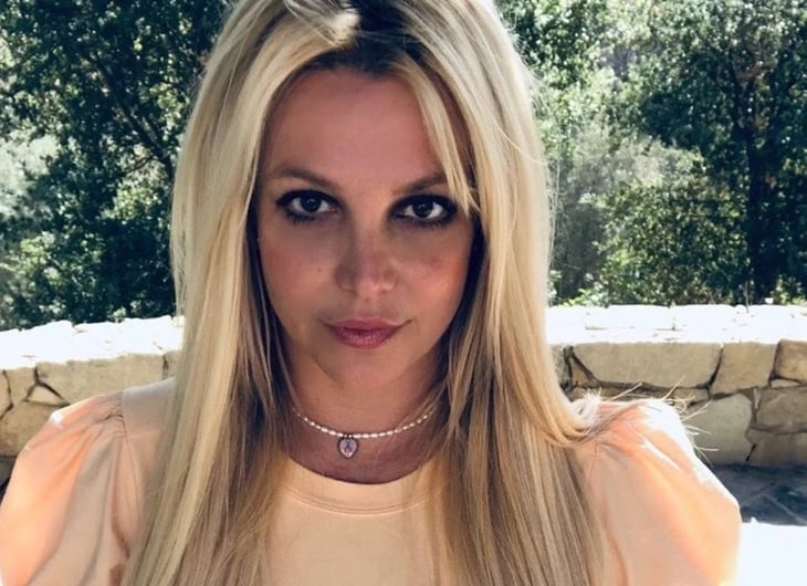 Britney arremete contra sus terapeutas: 'Qué me besen el trasero'