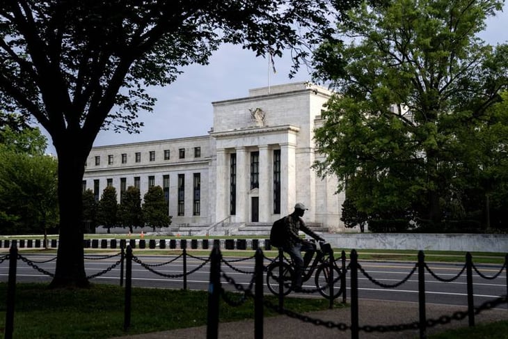 Reserva Federal de EEUU contempla dos alzas más de 50 pb a la tasa