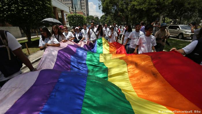 La comunidad LGBTI protesta en contra la discriminación