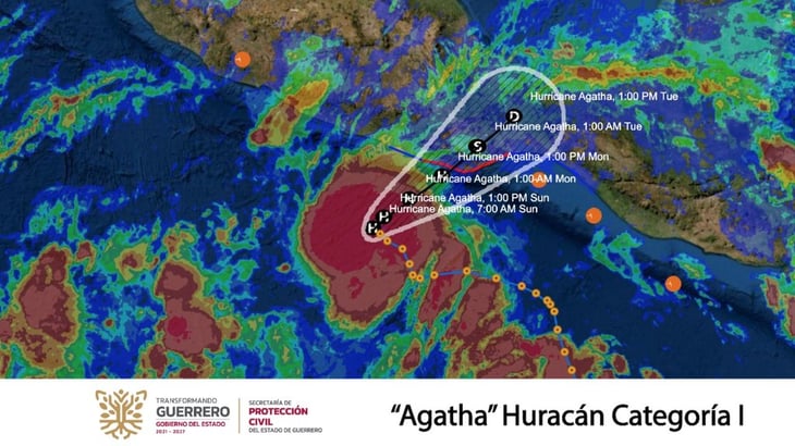 Huracán 'Agatha' se intensifica a categoría 2, tocará tierra este lunes