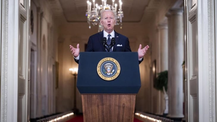 Biden pide prohibir venta de armas AR-15, tras otro tiroteo