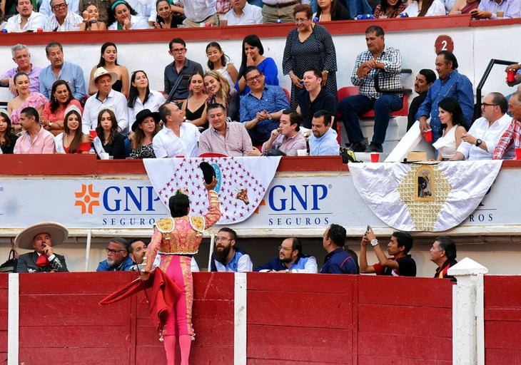 Juez suspende indefinidamente corridas de toros en la Plaza México
