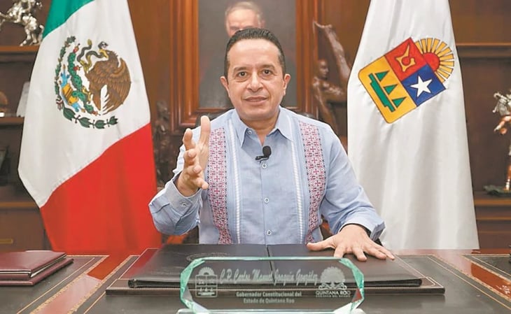 Gobernador Carlos Joaquín da la bienvenida a Quintana Roo en 'idioma alienígena'