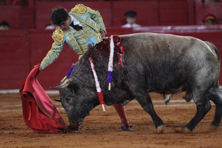 Bajan en congreso de la CDMX dictamen sobre corridas de toros