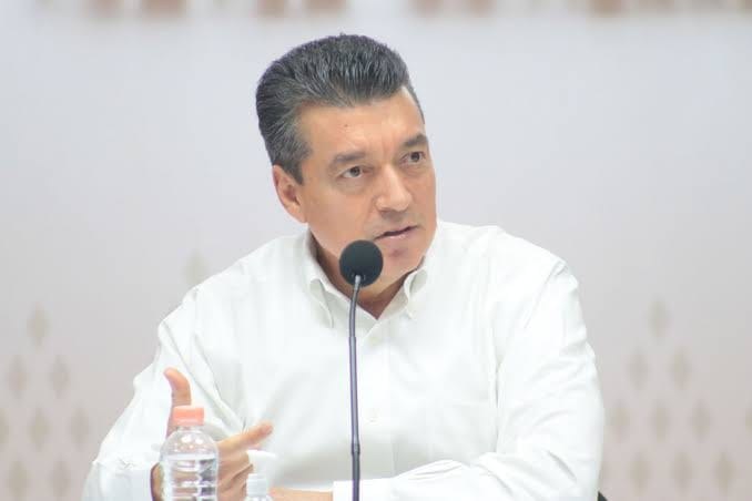 Gobernador de Chiapas llama 'vándalos' a personas armadas en mercado