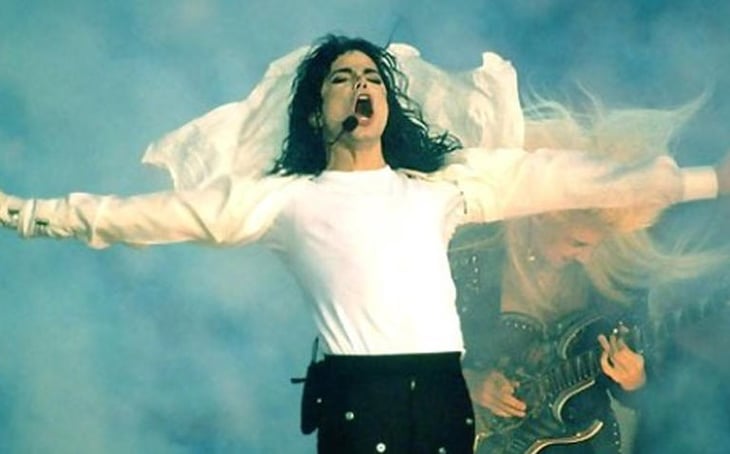 Una teoría asegura que Michael Jackson ¡está vivo!