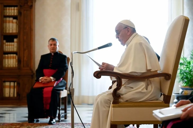 El papa Francisco lamenta los asesinatos de dos sacerdotes jesuitas en México