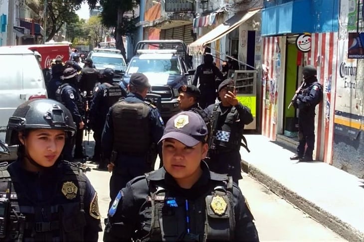 Lesionan con armas de fuego a policías en operativo en CDMX