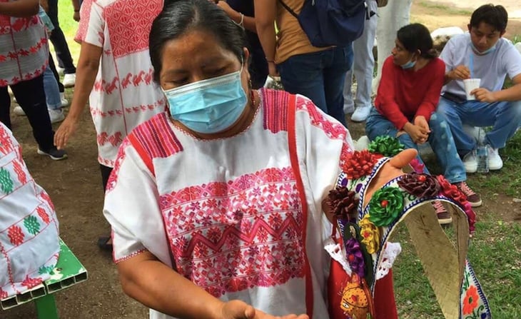 Mujeres de la Montaña de Guerrero piden a AMLO médicos bilingües