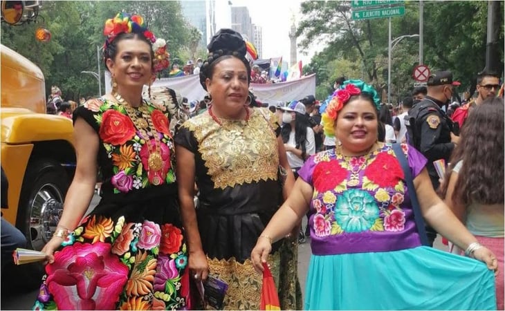 Destacan Muxes de Oaxaca durante marcha del Orgullo en CDMX