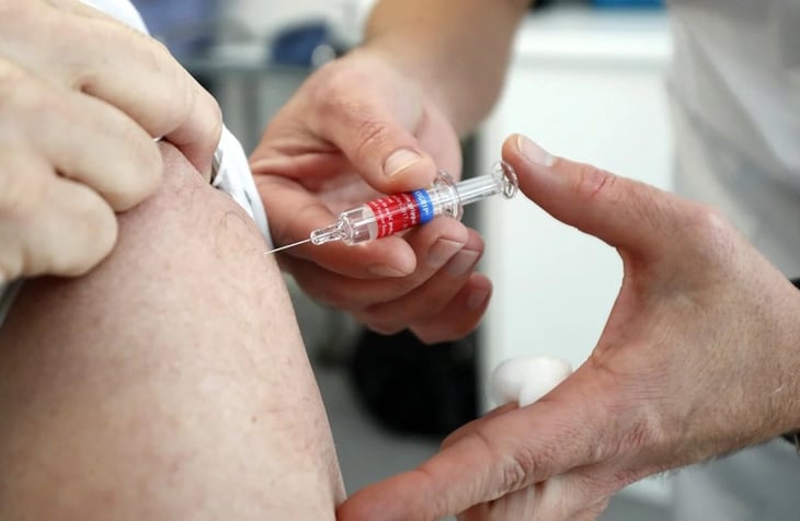 Con la vacuna de la gripe, se reduce la probabilidad de Alzheimer hasta en un 40%