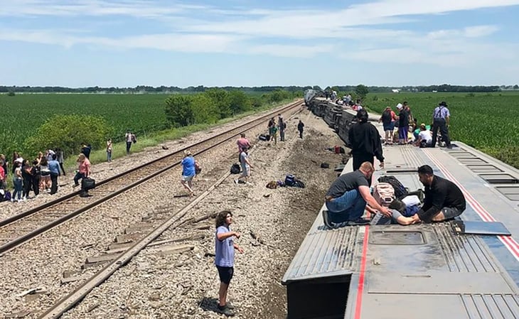 Tres muertos y más de 200 heridos tras descarrilarse tren en EU