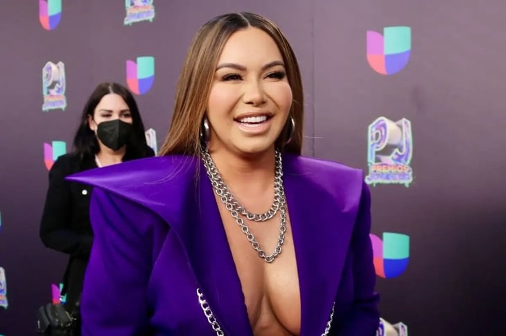 La cantante Chiquis Rivera presume su figura en bikini