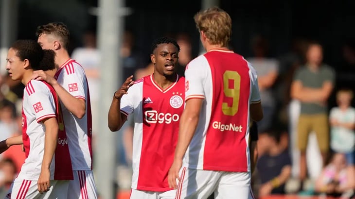 Goles y Resumen del partido amistoso Ajax 3-0 SV Meppen