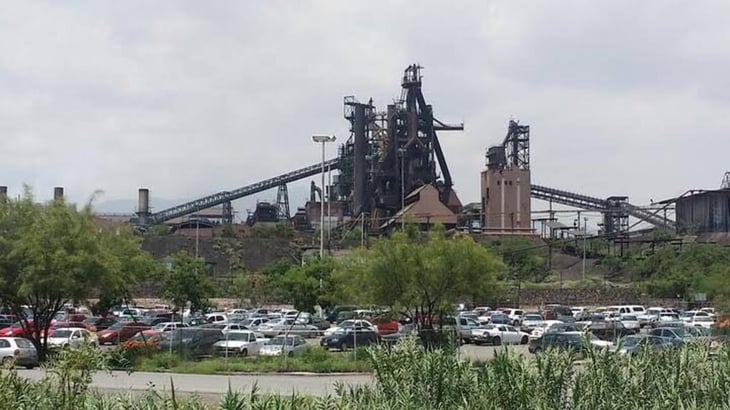 Caída en precio del acero complica operación en Altos Hornos de México