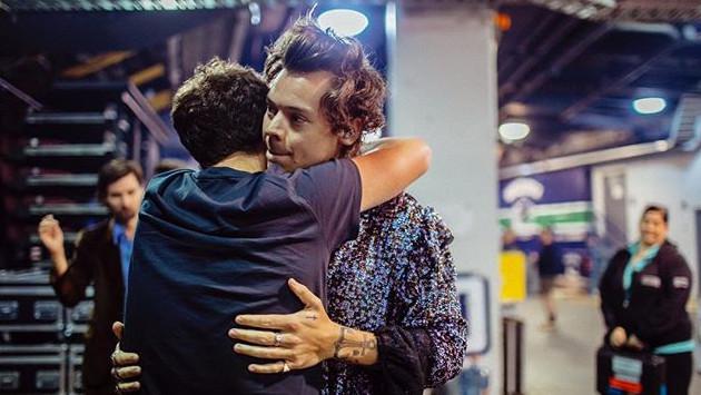 Fans de Harry Styles acampan en Buenos Aires a cinco meses de su concierto