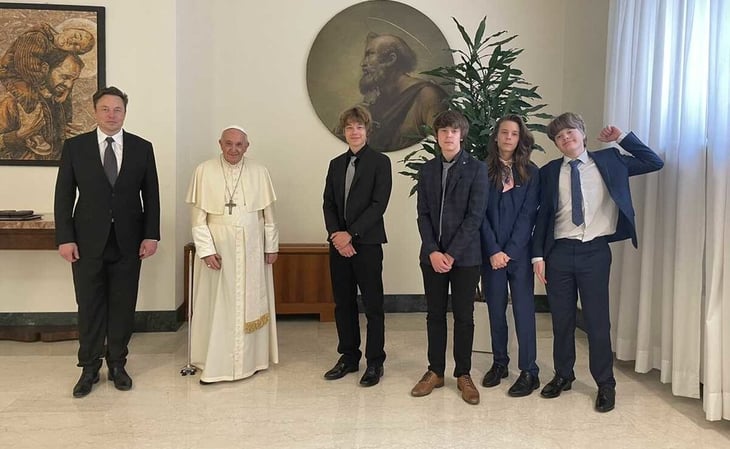 Papa Francisco se reúne con el magnate Elon Musk