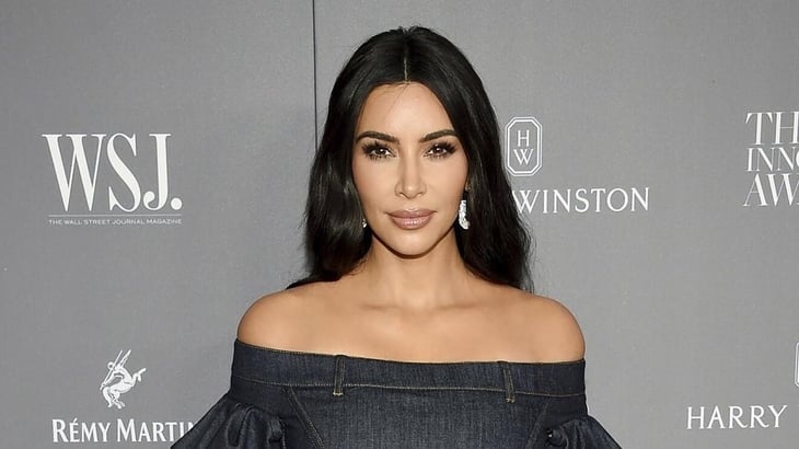 Kim Kardashian se convierte en 'Batgirl'