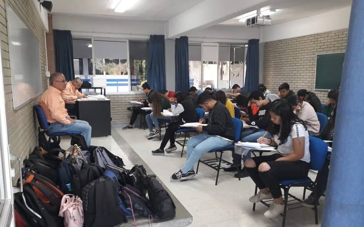 Más de 8 mil jóvenes presentan examen de admisión a la UASLP