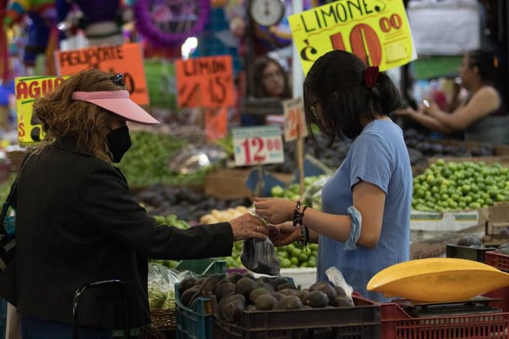 Confianza del consumidor en México ‘tropieza’ en junio tras 14 meses al alza