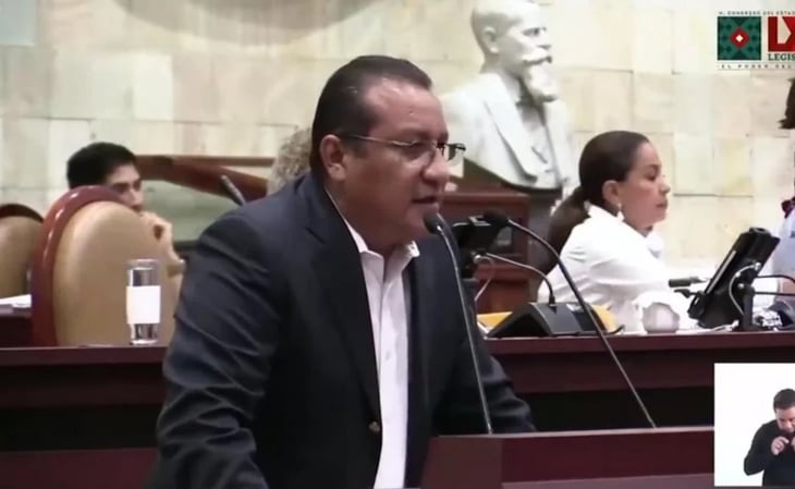 Formalizan 5 diputados de Oaxaca renuncia a Morena