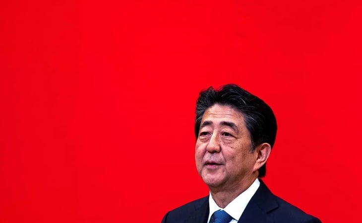 Balean a exprimer ministro de Japón, Shinzo Abe