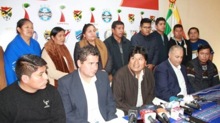 Evo Morales defiende el torneo de fútbol sub'17 que lleva su nombre