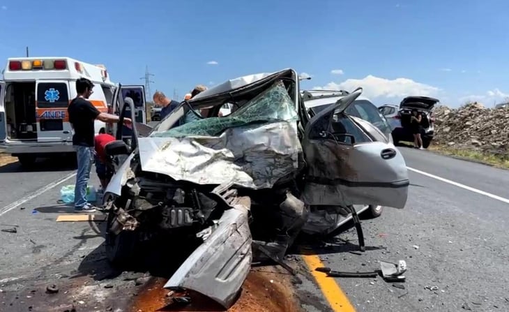 Personas sin vida y lesionados dejó choque en la carretera Monterrey-Monclova