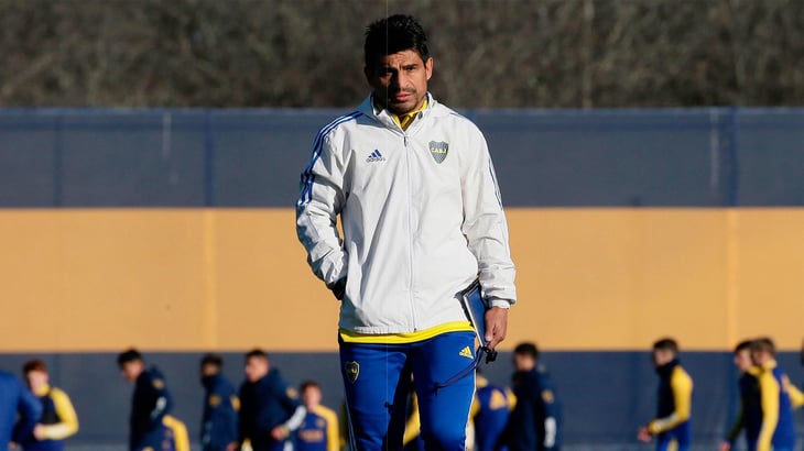 El exfutbolista Hugo Ibarra dirigirá a Boca Juniors hasta el 31 de diciembre