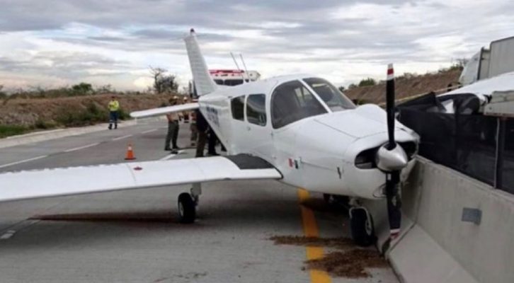 Cae aeronave al despegar del Aeropuerto de Querétaro