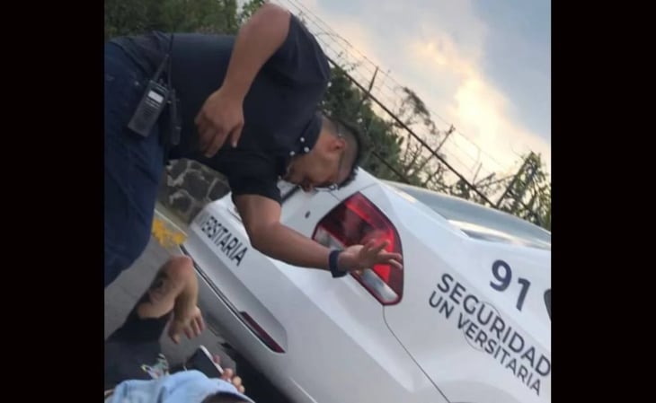 VIDEO: Captan a guardia de seguridad de UNAM agrediendo a estudiante