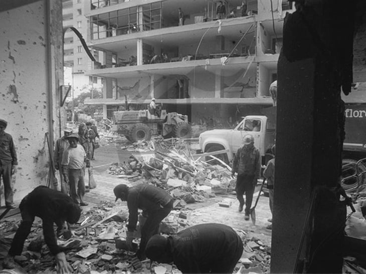 Lima recuerda a las víctimas de atentado de Sendero en su 30 aniversario