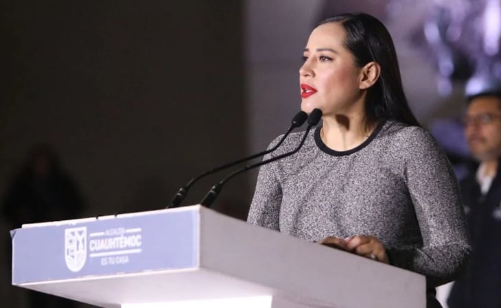Sandra Cuevas presenta controversia contra Ley de Publicidad Exterior