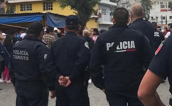 Separan del cargo a 87 policías de Naucalpan por robo y extorsión